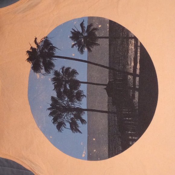 Men's tank - Picture 2 of 6